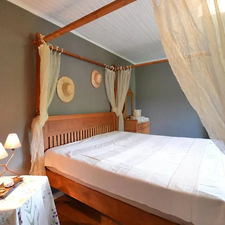 Charming In A Farm With Views, Cleaning Included Nyaraló Gimnée